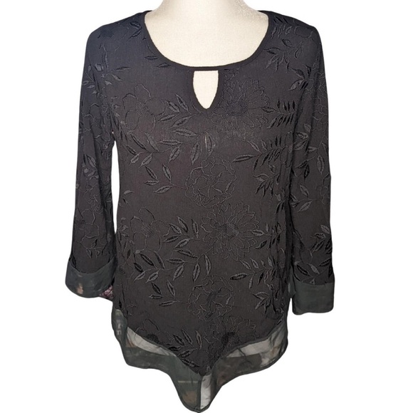 ROZ & ALI | NWT BLACK FLORAL EMBROIDERED SHEER TOP - Picture 1 of 11